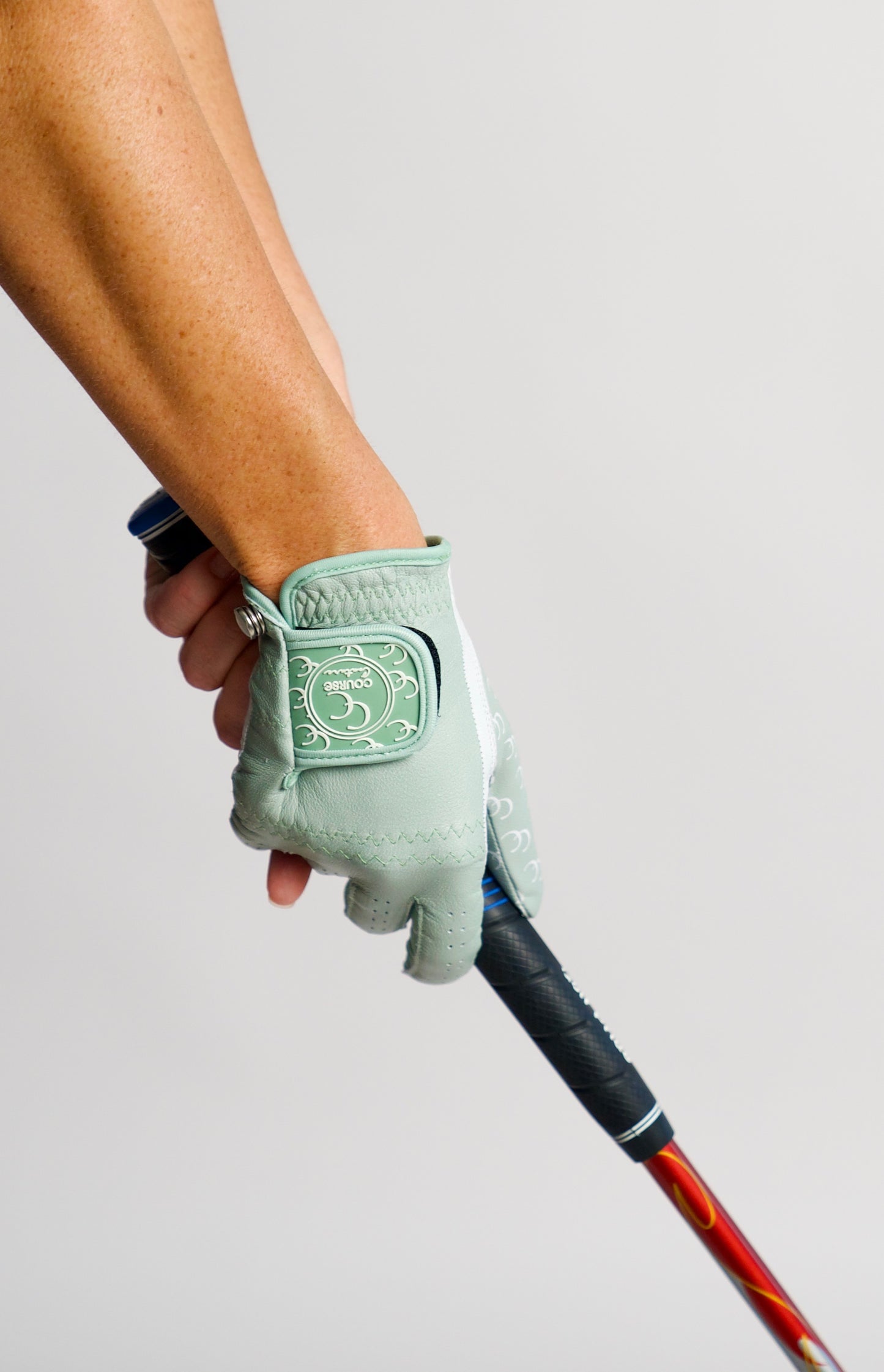 The Sage Signature Glove
