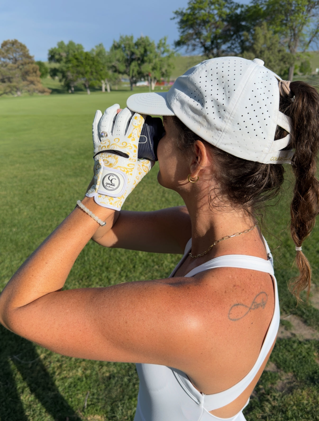 The Vine Luxe Glove - Course Couture