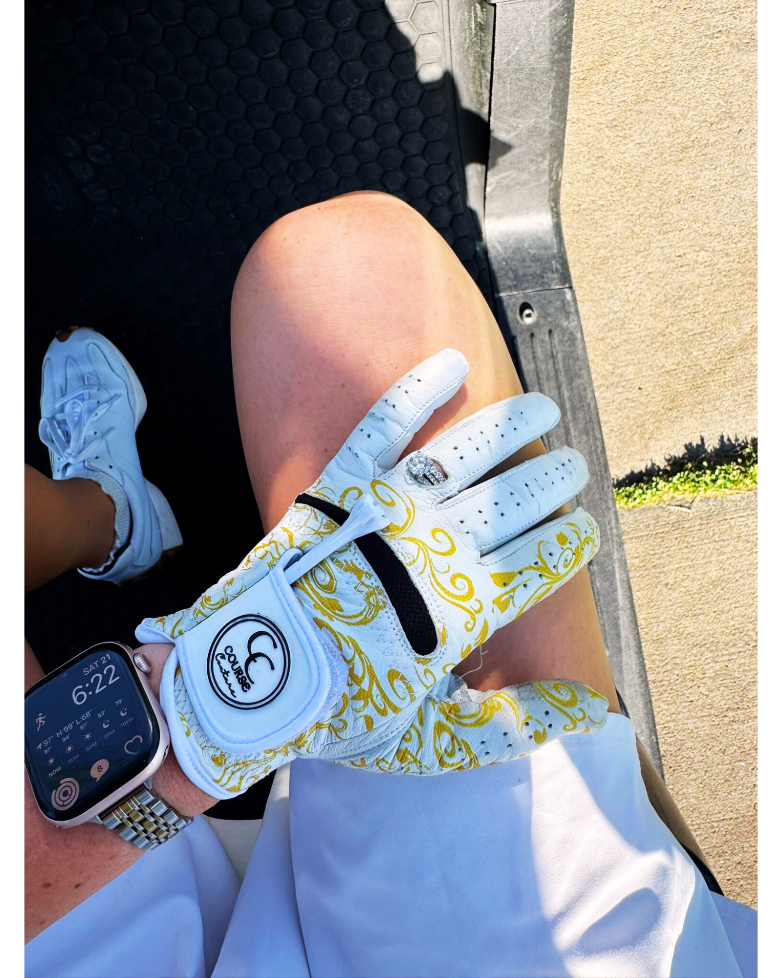 The Vine Luxe Glove - Course Couture